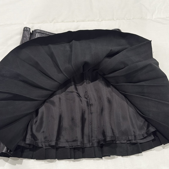 NWT Polo Ralph Lauren Knife-Pleated Lambskin Miniskirt - Picture 14 of 17